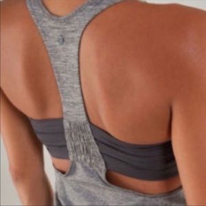 Lululemon size 6 turbo tank